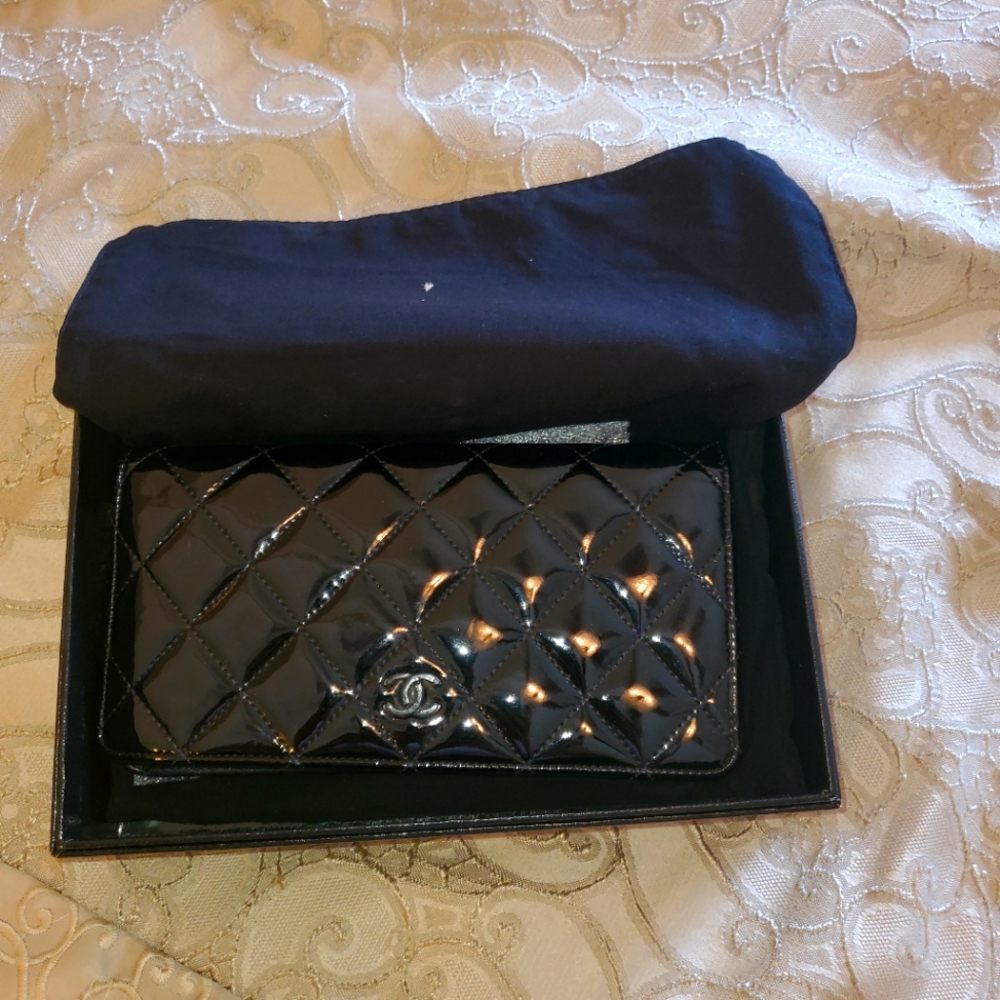 Chanel Wallet
